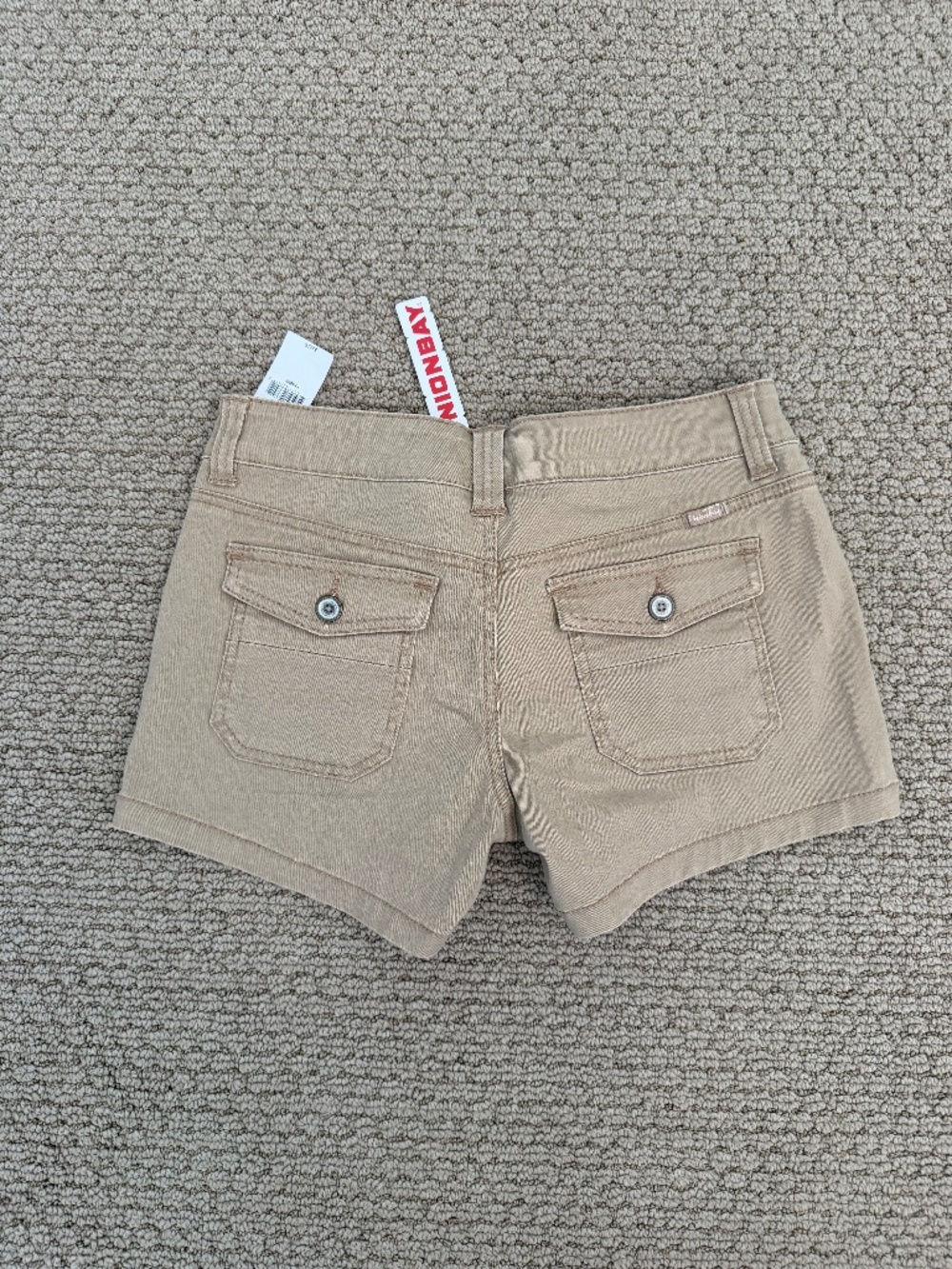 UNIONBAY Women's Cargo Shorts in Tan - Picture 5 of 5